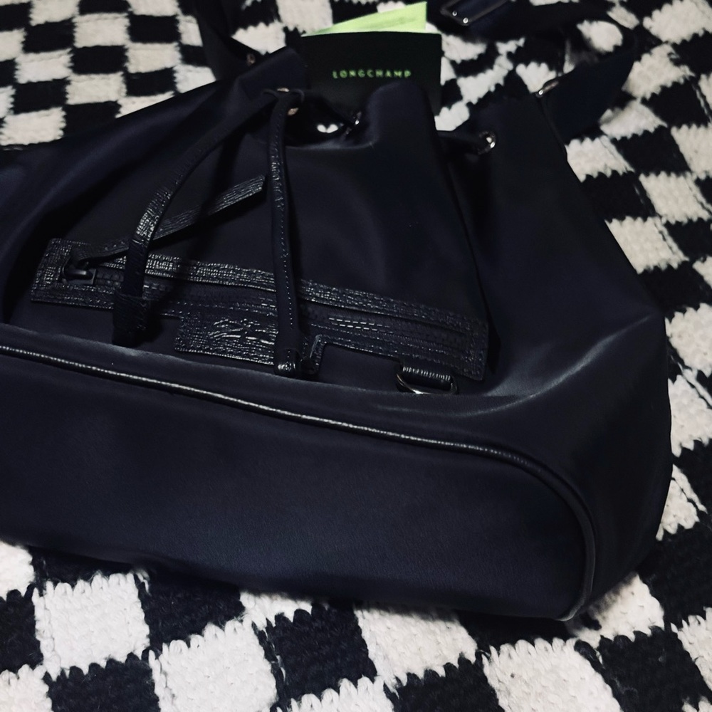 NWOT Le Pliage Neo Bucket Bag in Navy (NOT the small size) - Picture 3 of 15